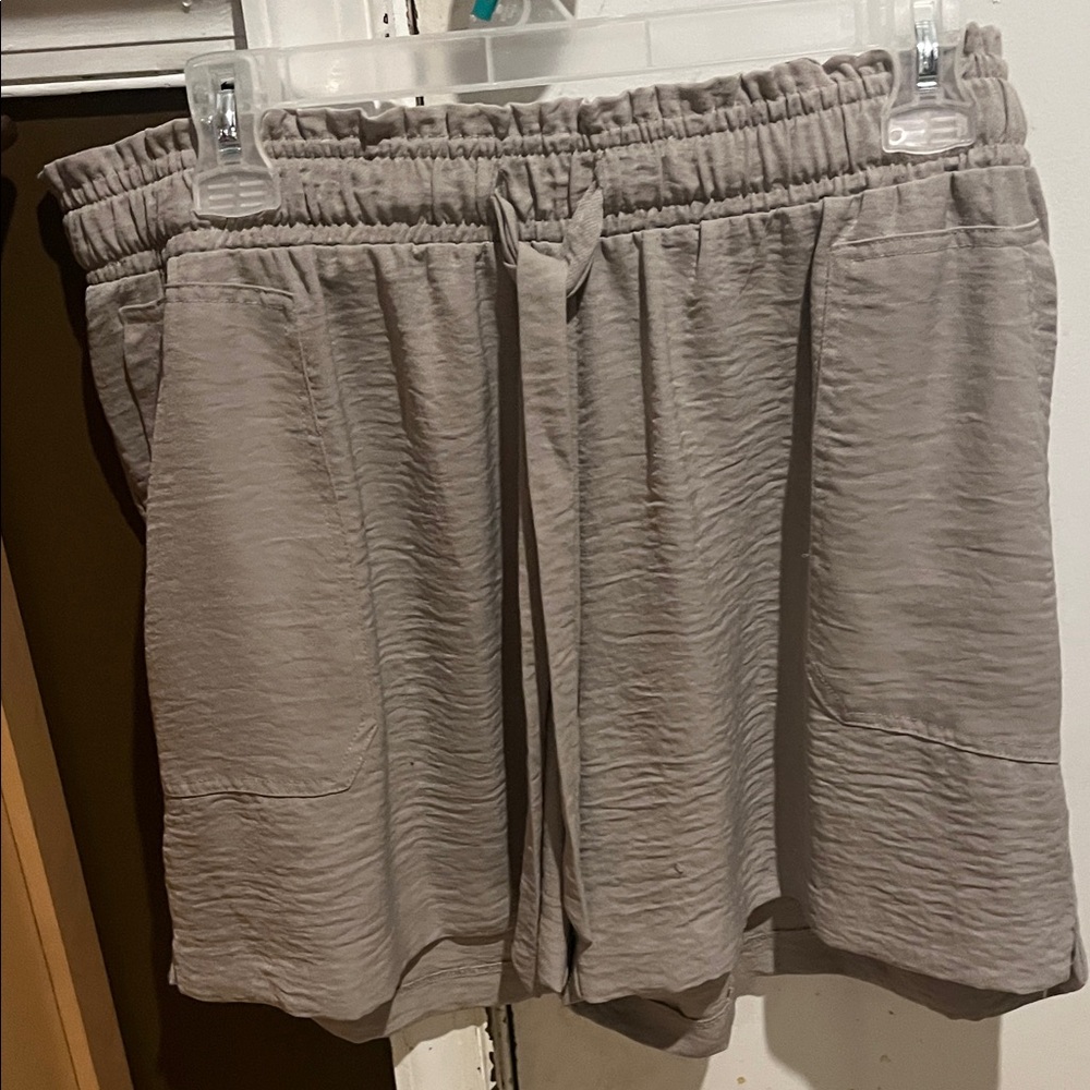 Soho Women's Athletic Shorts in Beige